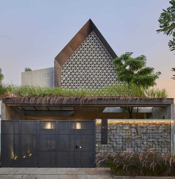Eksterior Taman Canopy Depan 