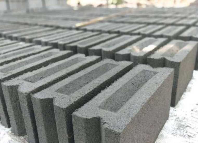 batako plasteran