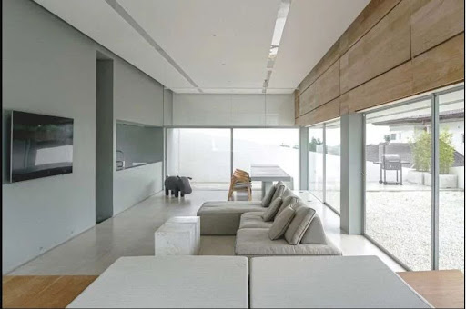 Atrium pada Rumah Minimalis Modern di Filipina 