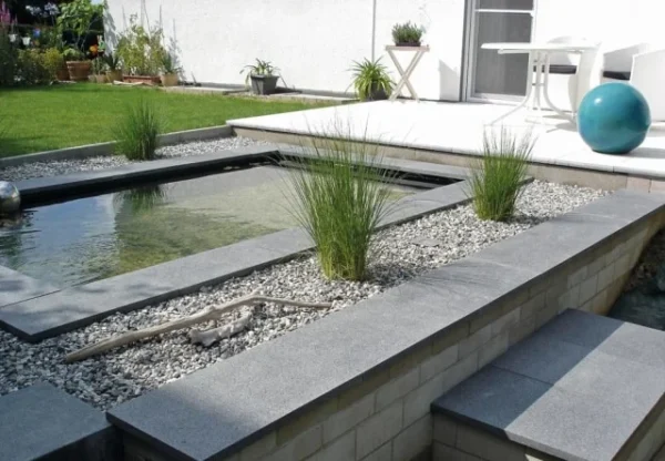 desain tanaman kering depan rumah 2